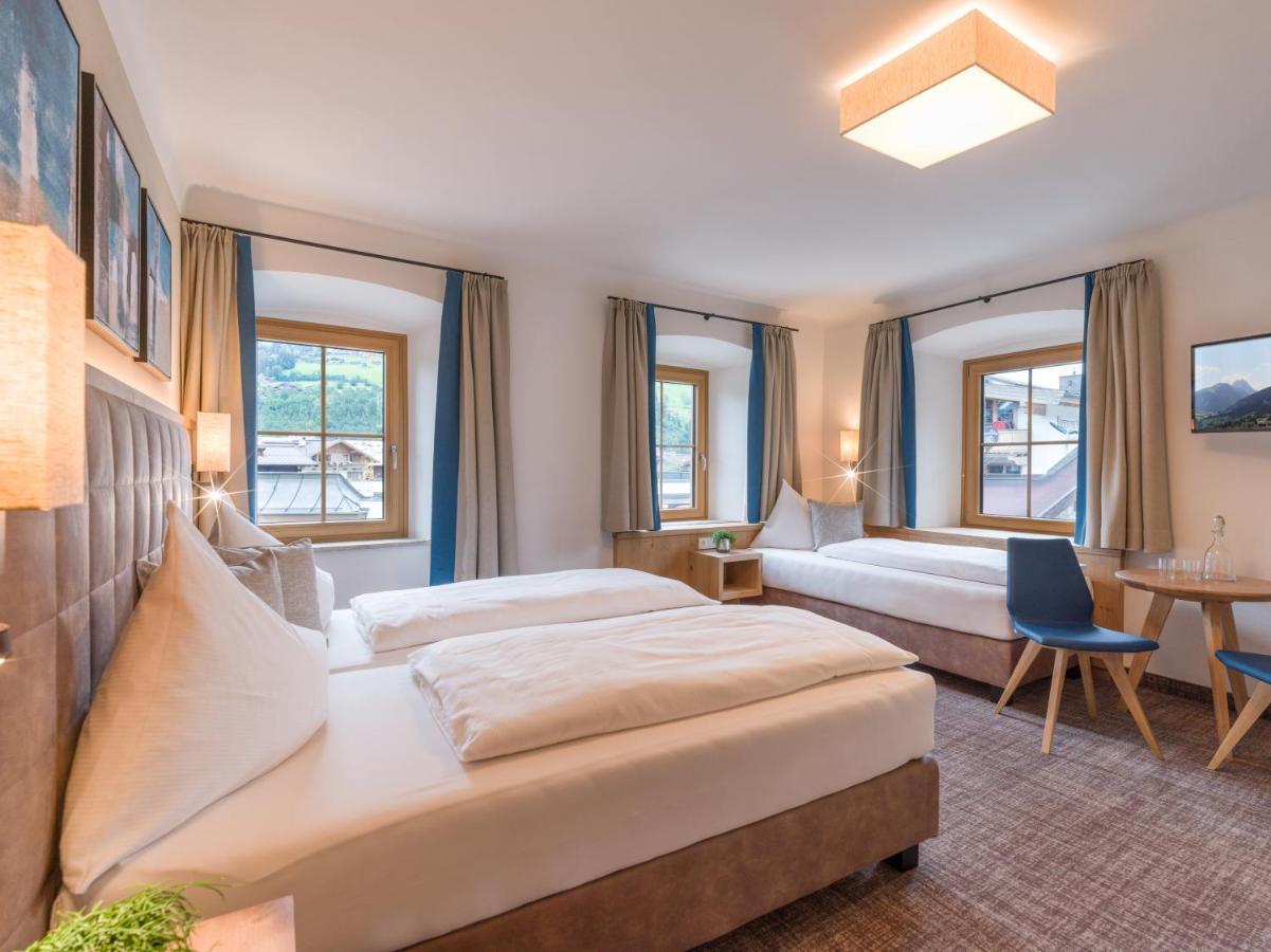 Alpen Glueck Hotel Unterm Rain Garni Kirchberg in Tirol Luaran gambar